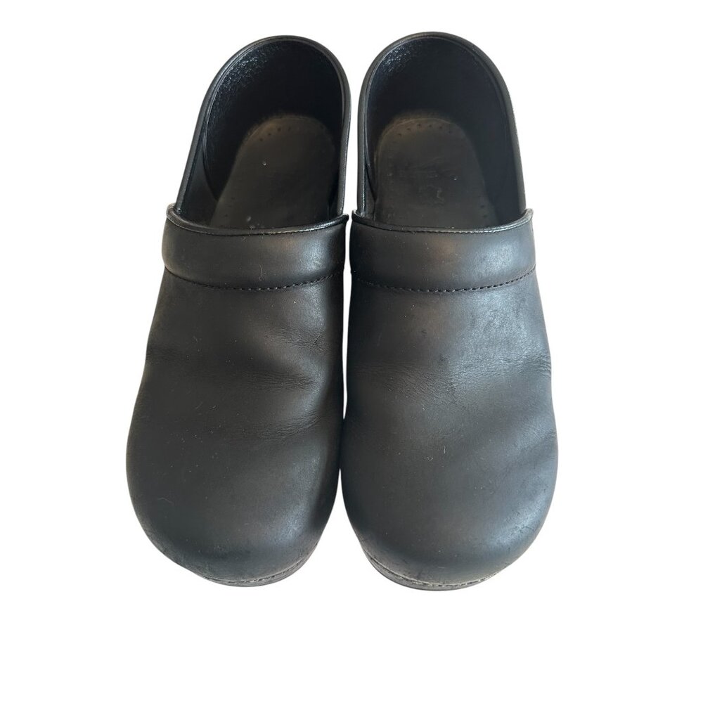 Dansko Women's Black Leather Professional Clogs Size 40 EU